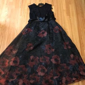 Ignite Evenings Formal Floral Full-length Dress